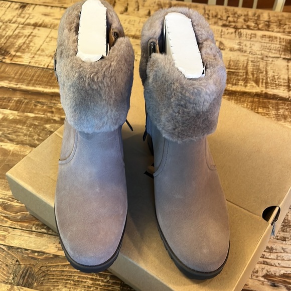UGG ELISIANA boots - Picture 4 of 7